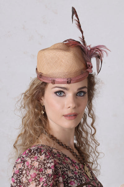 Derby Cap With Feathers
